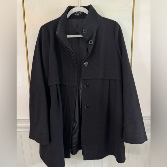 THEORY Loris Craze Manning Tapered Fitted Coat In Black Wool Size Medium - Picture 2 of 6